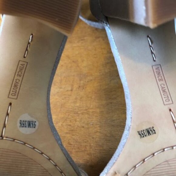 New VINCE CAMUTO Corlina Metallic Rose Gold Leather Sandal Block Heel 5.5 - Picture 6 of 7